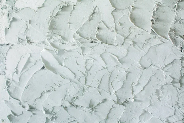 Pencere deliğinden gelen arka plan ışığı parlak renkler