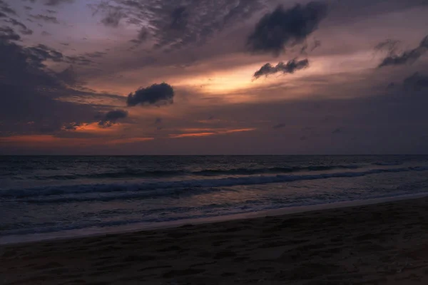 Оранжевое Заходящее Небо Облаками Районе Тайского Острова Пхукет — стоковое фото