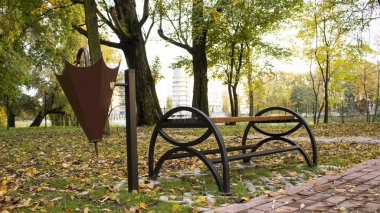 metal Park bankı, yakın çekim