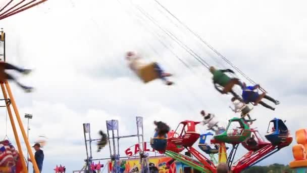 Kaliningrad 2019.city day. children ride the carousel — Stock Video