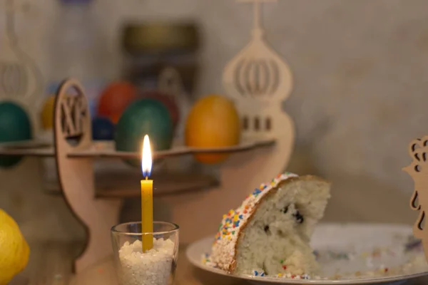 Easter Holiday Colorful Cakes Table Candle Burns — Stock Photo, Image