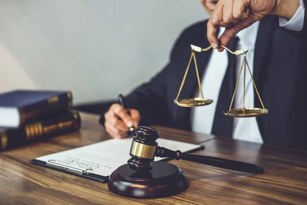 Keurmeester Hamer Met Justitie Advocaten Advocaat Adviseur Bezig Met Een — Stockfoto