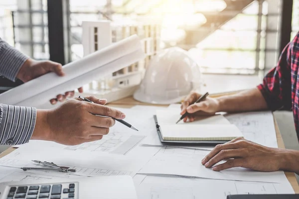 Conceito Construção Estrutura Reunião Engenheiro Arquiteto Para Projeto Que Trabalha — Fotografia de Stock