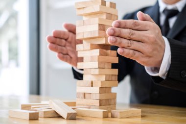 Alternatif risk kavramı, plan ve strateji iş el denetimi risk şekli ile denge tahta yığını ile koruyun.