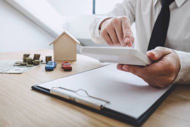 İş finansman muhasebe bankacılık kavramı, iş işadamı finansman sağlamaktadır ve gayrimenkul yatırım, kavram ipotek kredi onayı için maliyeti hakkında hesaplamak.