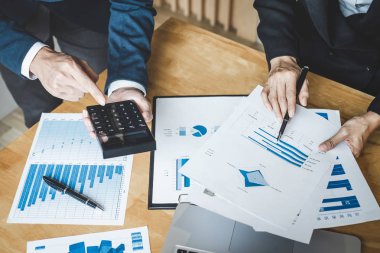 Konferans, iş takım meslektaşları çalışırdı tartışmaya çalışan Co