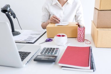 Sevk irsaliyesi Online satış, küçük işletme veya KOBİ girişimci sahibi 