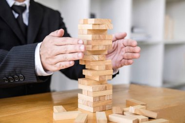 Alternatif risk kavramı, plan ve strateji iş korumak 