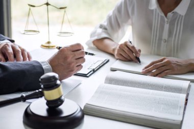 İyi hizmet işbirliği işkadını istişare ve erkek