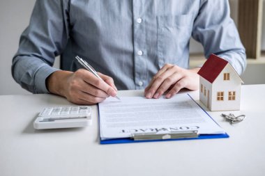 Çalışma işadamı mali ve gerçek maliyetini hesaplama 