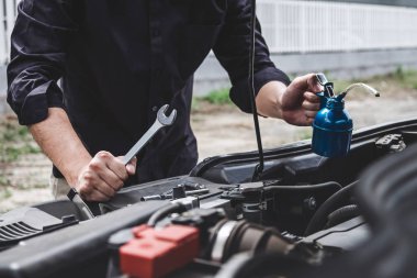 Hizmetleri araba motoru makinesi konsepti, otomobil mekanik repairm