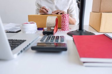 Sevk irsaliyesi Online satış, küçük işletme veya KOBİ girişimci sahibi 