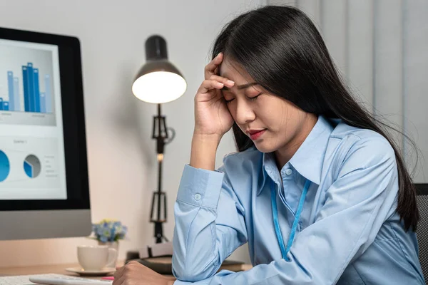 Portrait Young Asian Business Woman Feeling Stress Tired Work Sitting — Stock Photo, Image