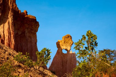 Kenya Marafa Kanyon manzarası. Hells mutfak erozyonla Afrika dev bir kanyon şeklindeki boşluk nedeniyle