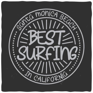 Kompozisyon koyu arka plan üzerinde yazı ile vintage etiket tasarımı. 