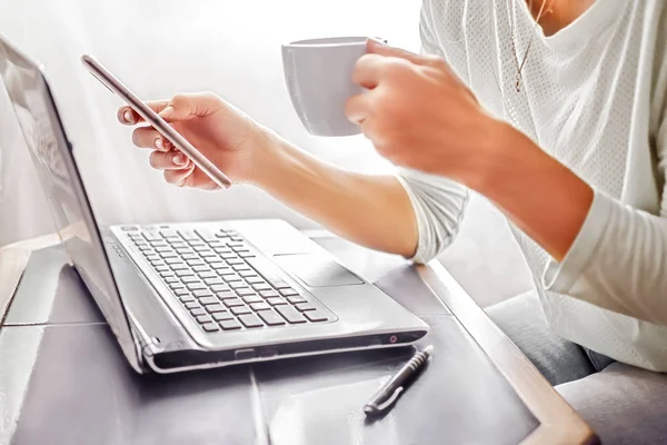 Pausa caffè in ufficio. — Foto Stock