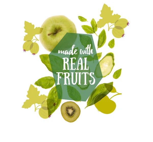 Diferentes frutas y verduras verdes orgánicas aisladas en blanco con letras 