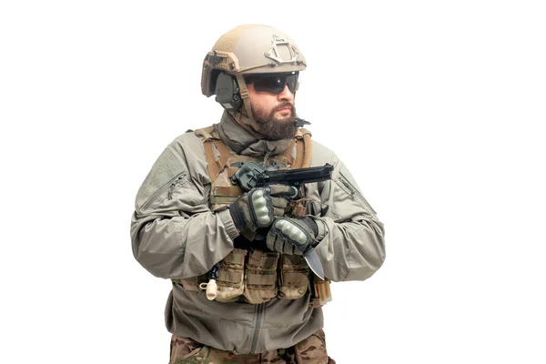 Amerikanischer Ranger Militärischer Ausrüstung Mit Waffe Und Messer Auf Weißem — Stockfoto