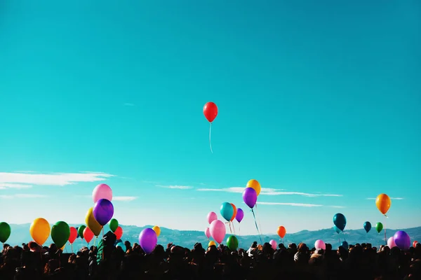 Céu Colorido Balões Dia Ensolarado — Fotografia de Stock