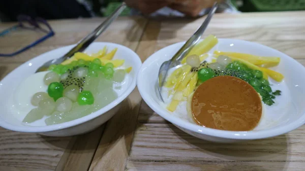 Makanan Penutup Manis Campuran Vietnam — Stok Foto