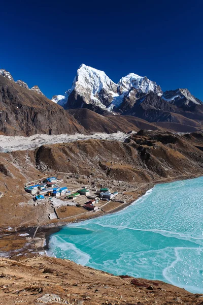 Şaşırtıcı Dağları Himalayalar - Nepal üzerinde.