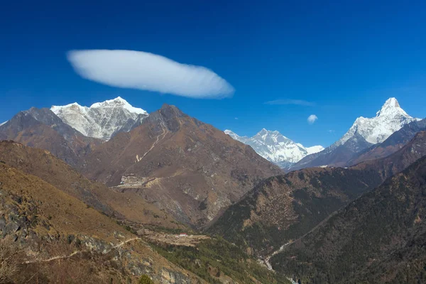 Atemberaubende Berge Himalaya — Stockfoto