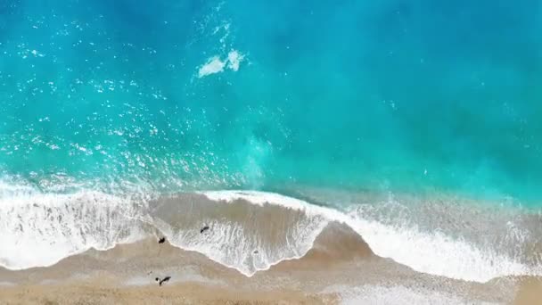 Aerial View Splashing Sea Waves Beach — Stock Video