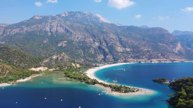 Oludeniz Mavi Lagün. Oludeniz, Türkiye'nin güneybatı sahilinde muhteşem bir plajdır..
