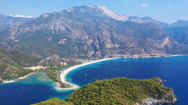 Oludeniz Mavi Lagün. Oludeniz, Türkiye'nin güneybatı sahilinde muhteşem bir plajdır..