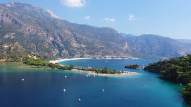 Oludeniz Mavi Lagün. Oludeniz, Türkiye'nin güneybatı sahilinde muhteşem bir plajdır..