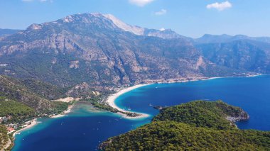 Oludeniz Mavi Lagün. Oludeniz, Türkiye'nin güneybatı sahilinde muhteşem bir plajdır..