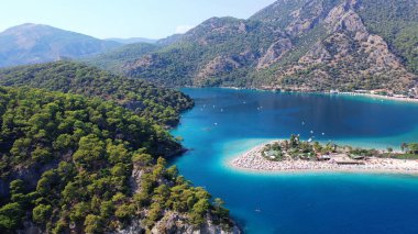 Oludeniz Mavi Lagün. Oludeniz, Türkiye'nin güneybatı sahilinde muhteşem bir plajdır..