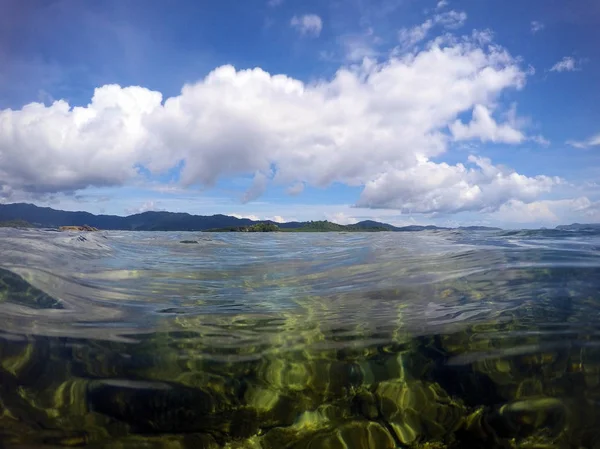 Superfície Bonita Mar Ilhas Horizonte Paisagem Filipinas Palawan — Fotografia de Stock