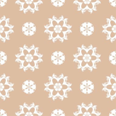 Bej renkli arka plan üzerinde beyaz çiçek süsleme. Tekstil ve duvar kağıtları için seamless modeli