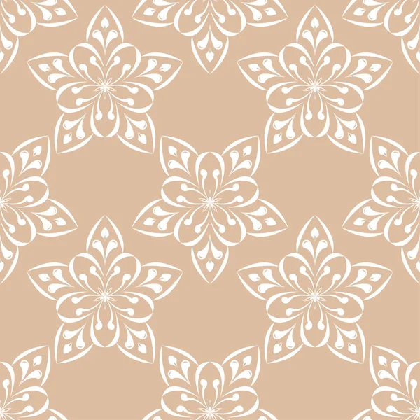 Bej renkli arka plan üzerinde beyaz çiçek süsleme. Tekstil ve duvar kağıtları için seamless modeli