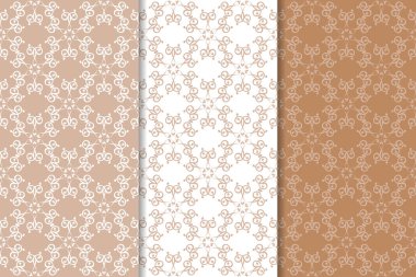 Kahverengi ve bej çiçek arka planlar kümesi. Tekstil ve duvar kağıtları için dikişsiz desen seti
