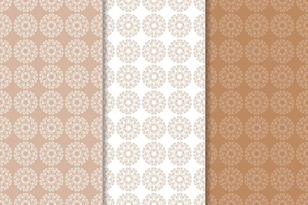Çiçek süsler kümesi. Kahverengi, bej ve beyaz Dikişsiz desen Tekstil ve duvar kağıtları için