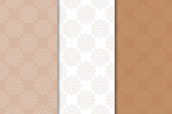 Set Ornamenti Floreali Modelli Marroni Beige Bianchi Senza Cuciture Tessuti — Vettoriale Stock