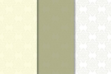 Zeytin yeşili ve beyaz çiçek arka planlar. Tekstil ve duvar kağıtları için dikişsiz desen seti