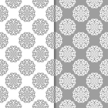 Beyaz ve gri çiçek süs tasarımlar. Tekstil ve duvar kağıtları için dikişsiz desen seti