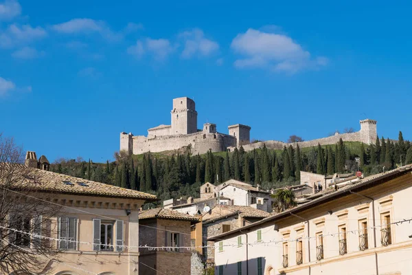 Θέα Στο Φρούριο Rocca Maggiore Πάνω Από Τις Στέγες Της — Φωτογραφία Αρχείου