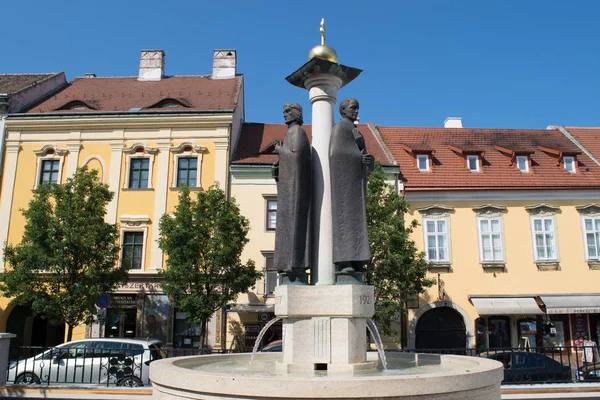 Sopron Hungria Junho 2017 Fonte Estátuas Fora Cidade Velha Imagem De Stock