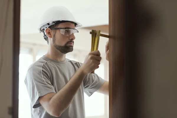 Carpenter Taking Measures Folding Ruler Home Renovation Construction Concept — Stock Photo, Image