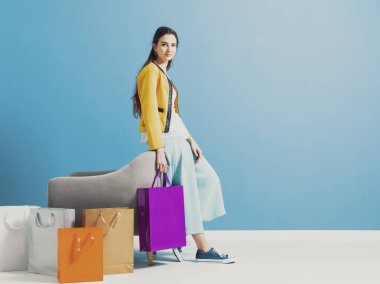 Çanta çok shopaholic kadın