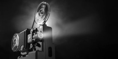Vintage film projektörü ve film gösterimi