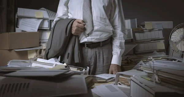 Stressed Senior Businessman Overloaded Paperwork Standing Feeling Hopeless Exhausted — Stock Photo, Image