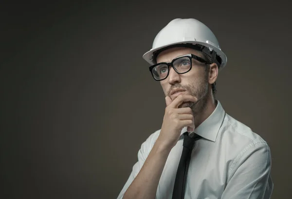 Construction Engineer Thinking Hand Chin Problem Solving Planning Concept — Stock Photo, Image