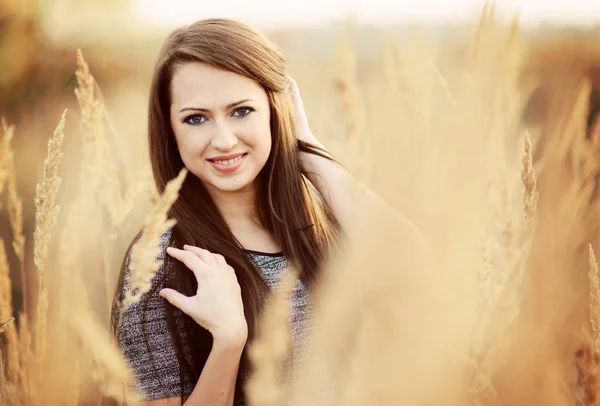 Beautiful caucasian woman — Stock Photo, Image