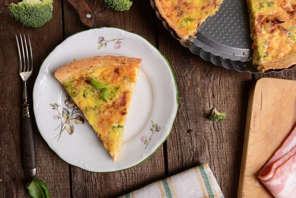 Quiche con brócoli y jamón — Foto de Stock