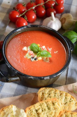 lezzetli gazpacho çorbası